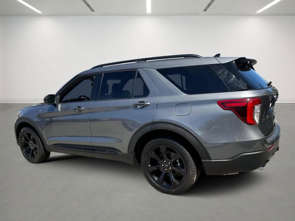 Used 2024 Ford Explorer ST-Line 4WD