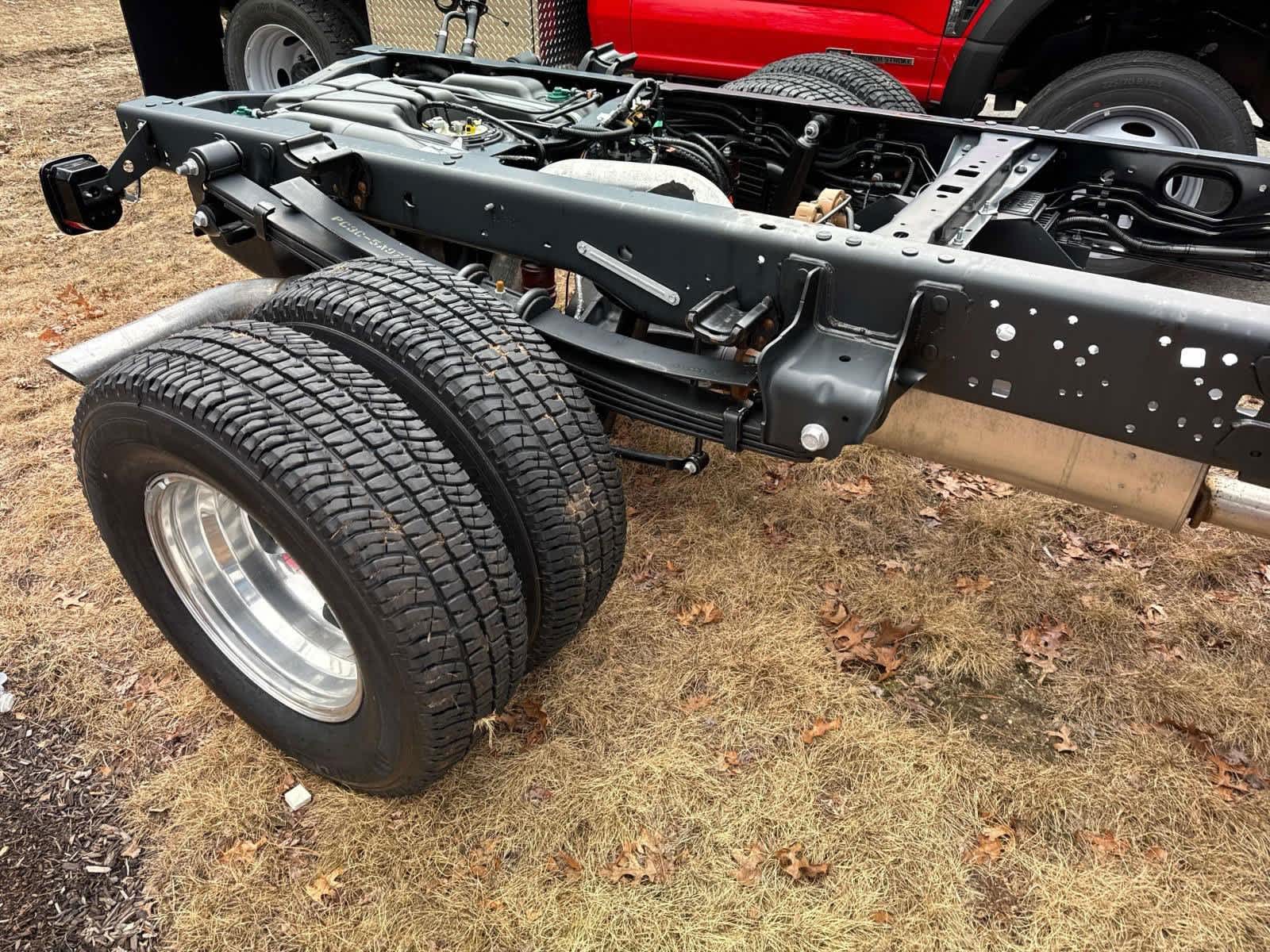 2024 Ford F-350 photo 4