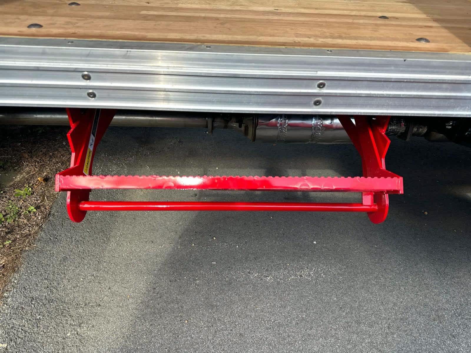 2025 Ford F-600 Super Duty Chassis Cab XL - Photo 9