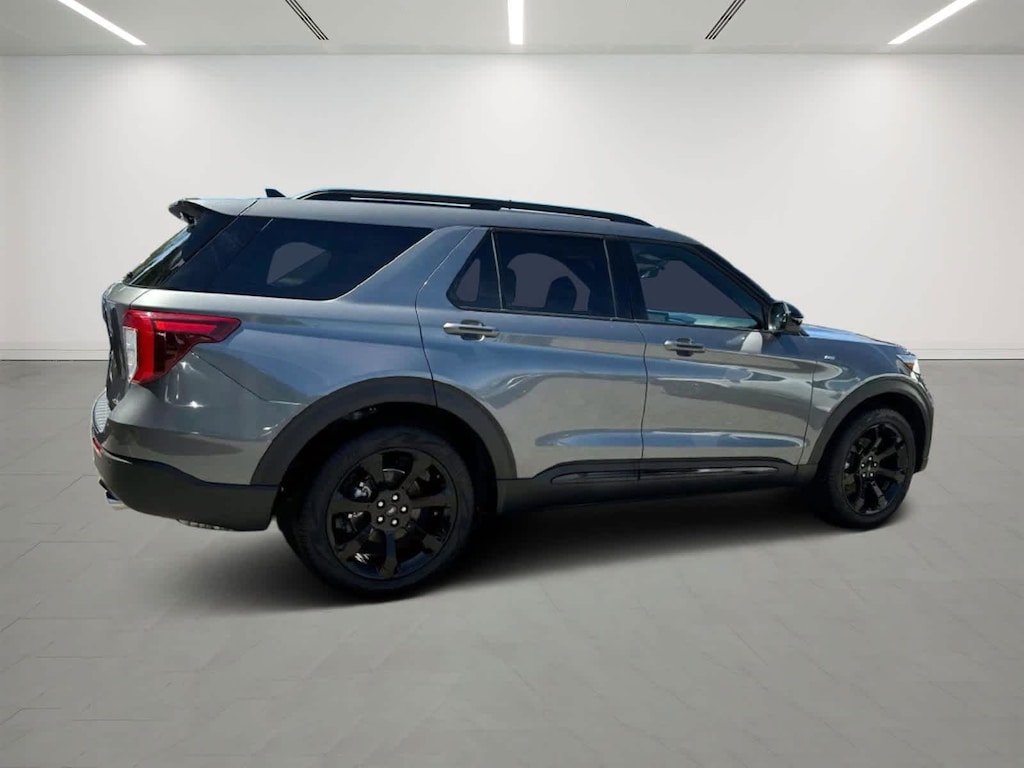 Used 2024 Ford Explorer ST-Line 4WD