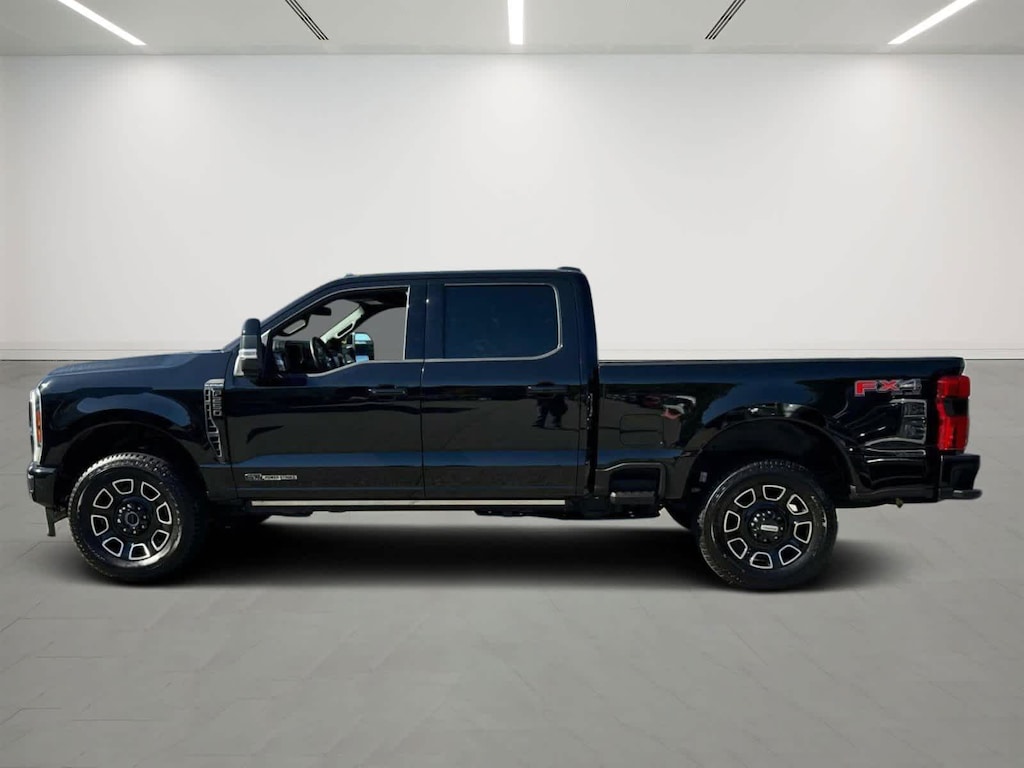 Used 2025 Ford Super Duty F-250 SRW Platinum