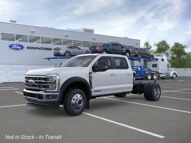 2026 Ford F-550 Super Duty Chassis Cab Lariat's photo