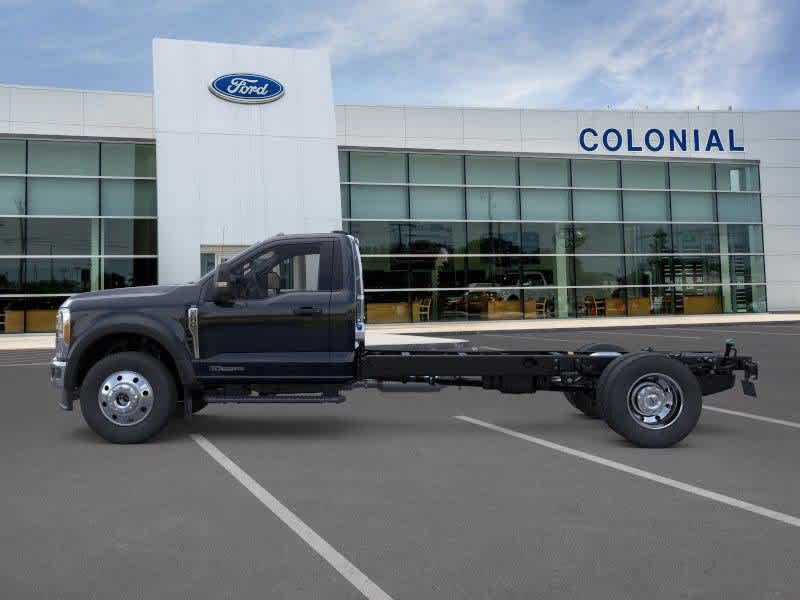 2026 Ford F-600 photo 2