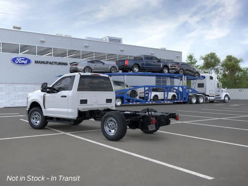 2026 Ford F-350 photo 2