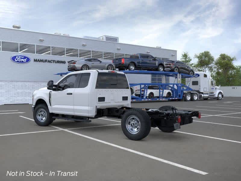 2026 Ford F-350 photo 2