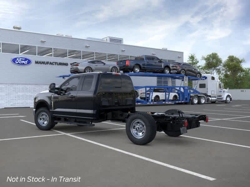 2026 Ford F-350 photo 2