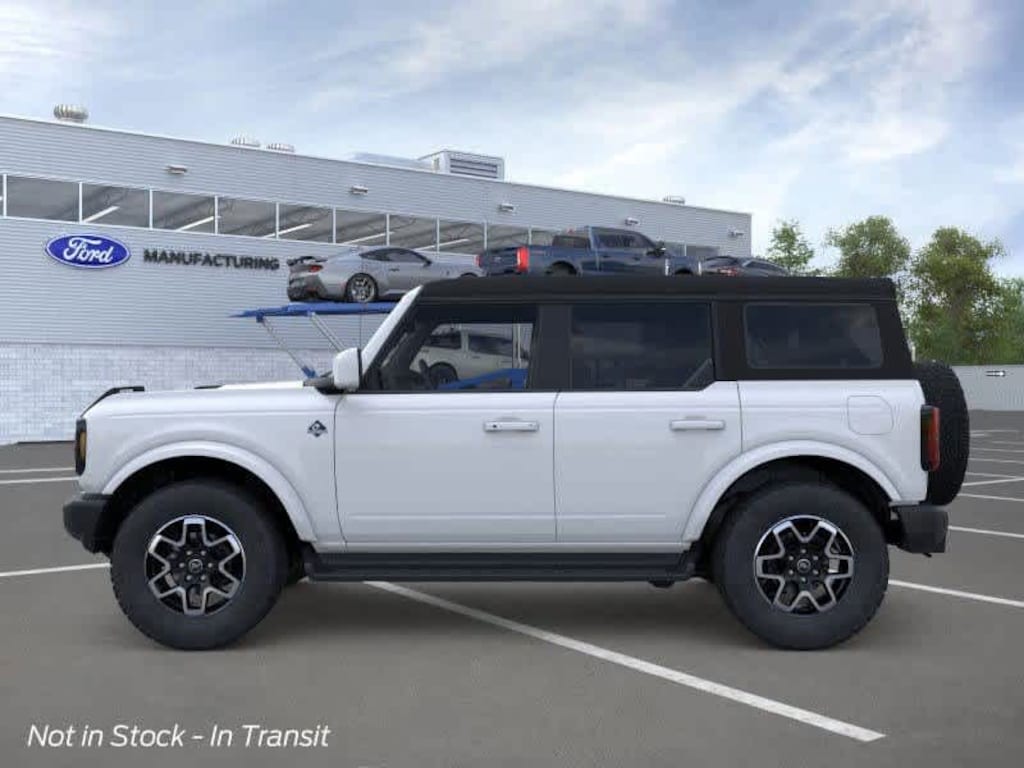 New 2025 Ford Bronco Outer Banks SUV