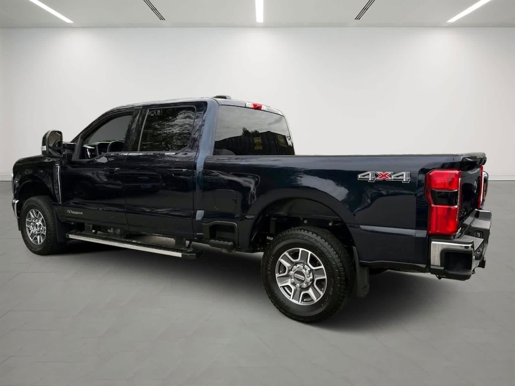 Used 2025 Ford Super Duty F-250 SRW Lariat