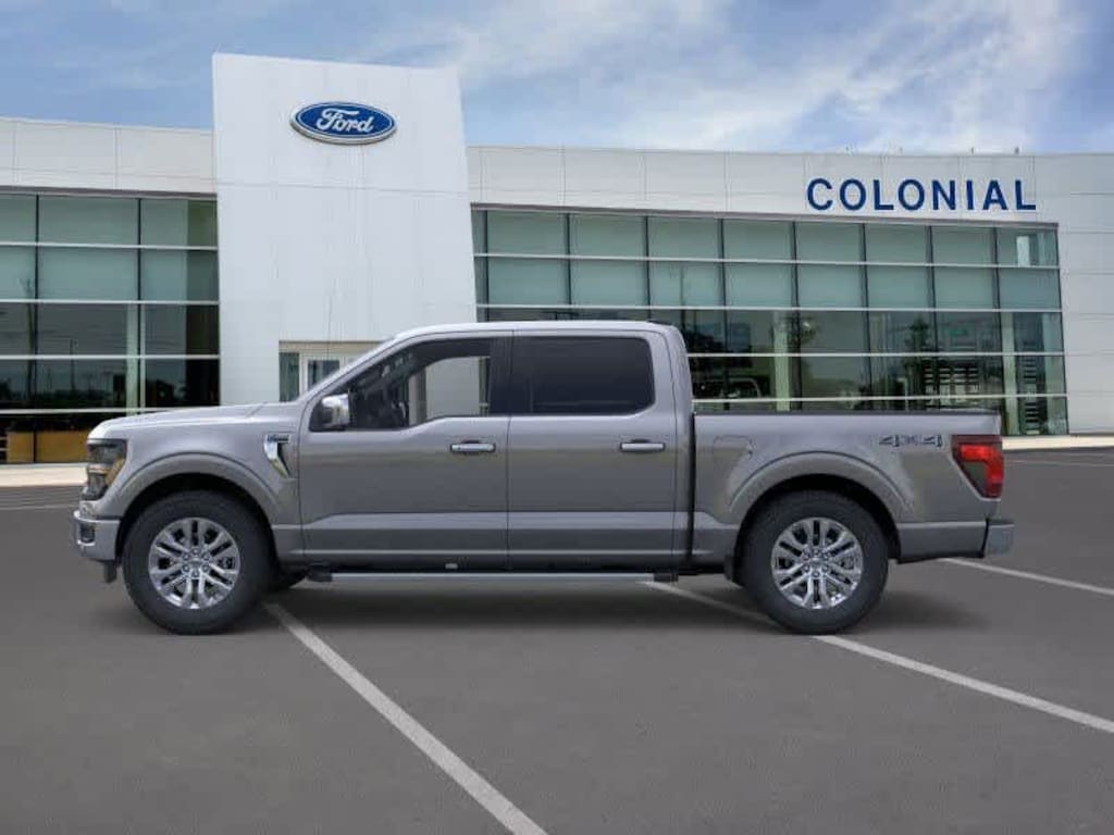 New 2025 Ford F-150 XLT 4WD Supercrew 5.5 Box Truck SuperCrew Cab