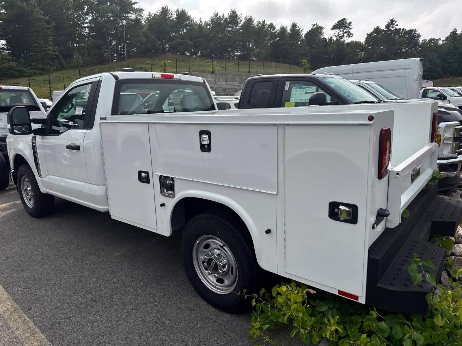 2024 Ford F-250 XL photo 4