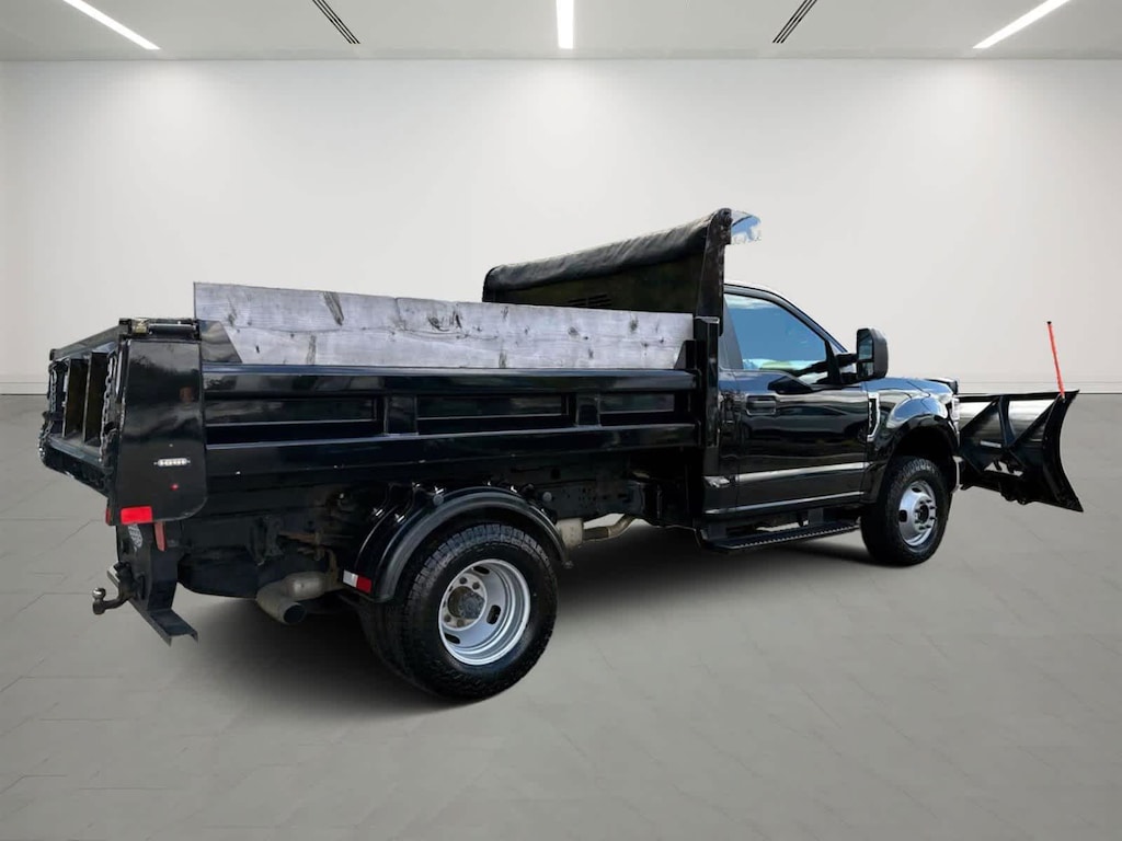 Used 2021 Ford Super Duty F-350 DRW XL 4WD Reg Cab 145 WB 60 CA 4WD Reg Cab 145 WB 60 CA