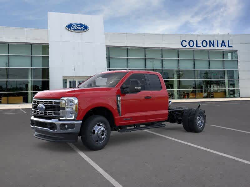 2026 Ford F-350 Super Duty Chassis Cab XL's photo