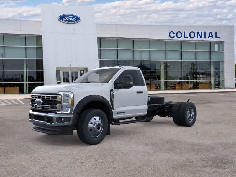 2026 Ford F-600 Super Duty Chassis Cab XLT