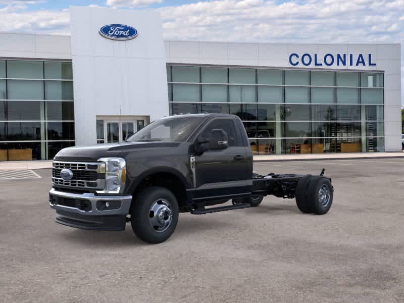 2026 Ford F-350 Super Duty Chassis Cab