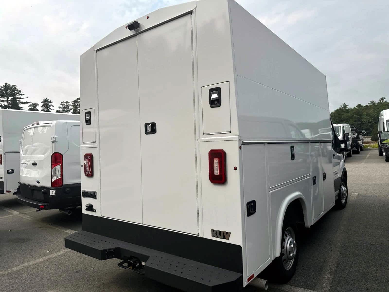 2024 Ford Transit photo 3