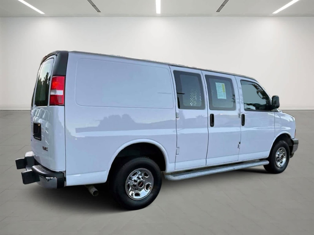 Used 2023 GMC Savana RWD 2500 135