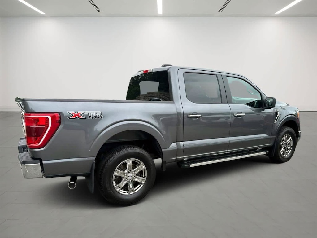 Used 2023 Ford F-150 XLT 4WD Supercrew 5.5 Box 4WD SuperCrew 5.5 Box
