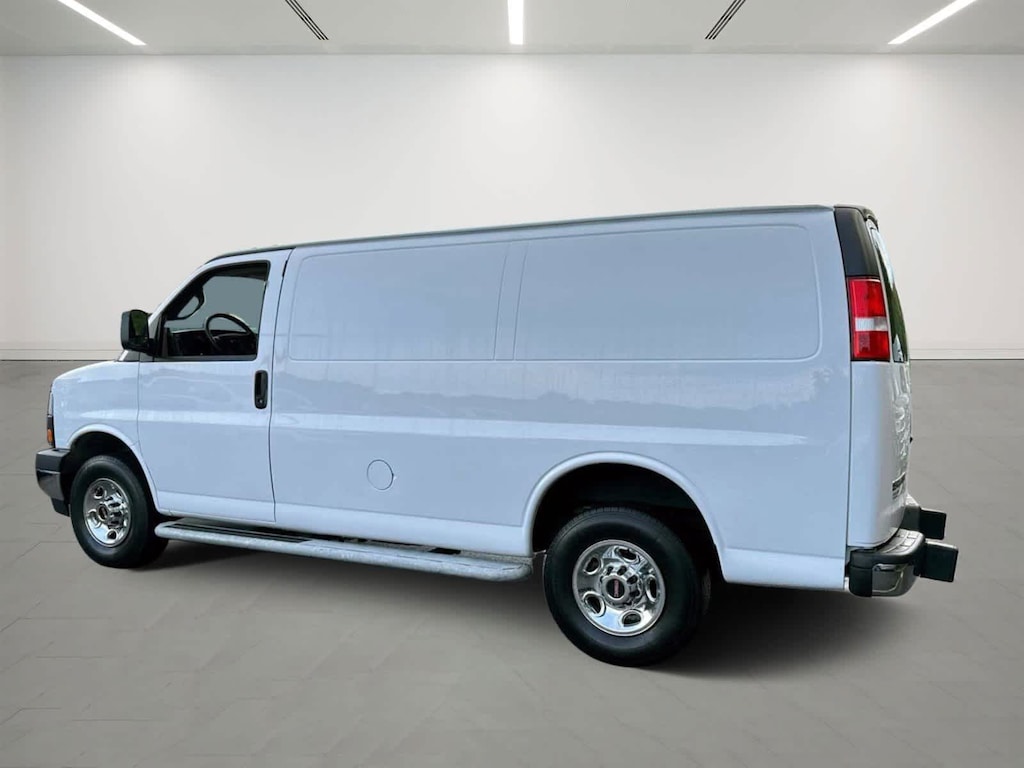 Used 2023 GMC Savana RWD 2500 135