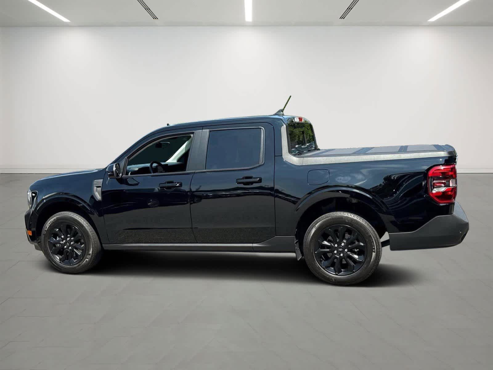 2024 Ford Maverick Lariat photo 3