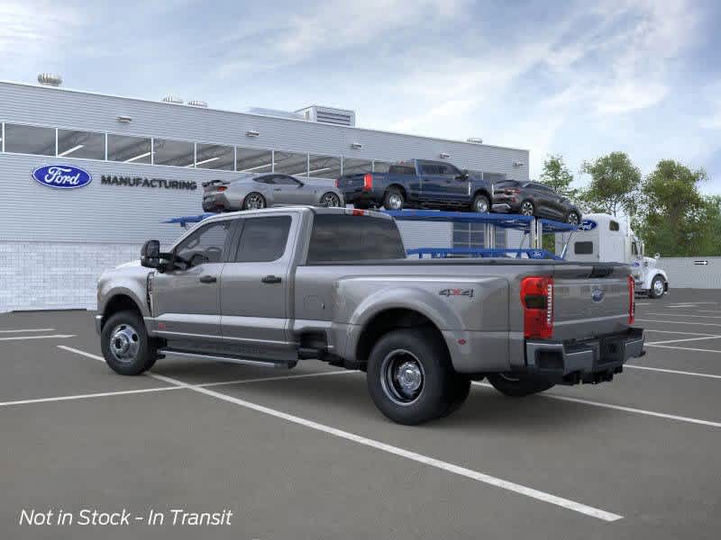 2025 Ford F-350 XLT photo 4