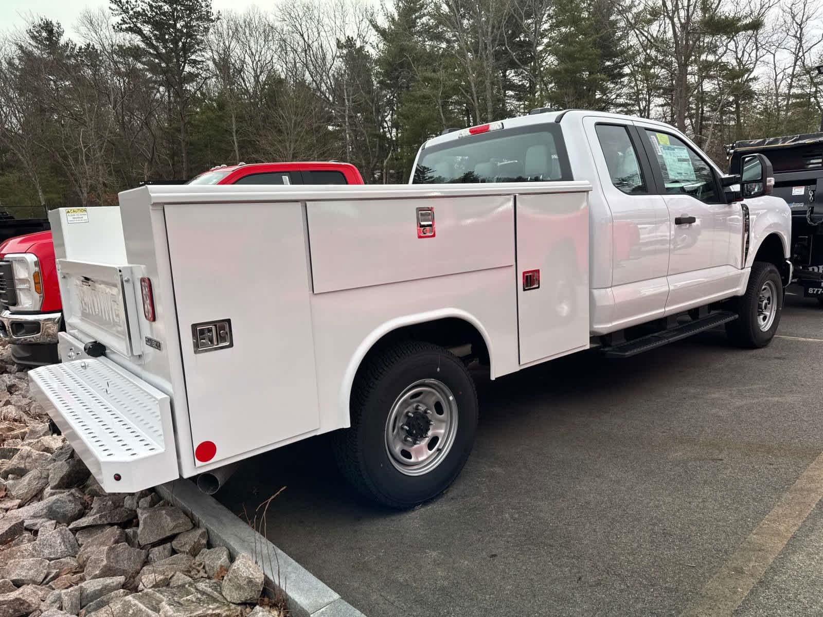 2024 Ford F-250 XL photo 3