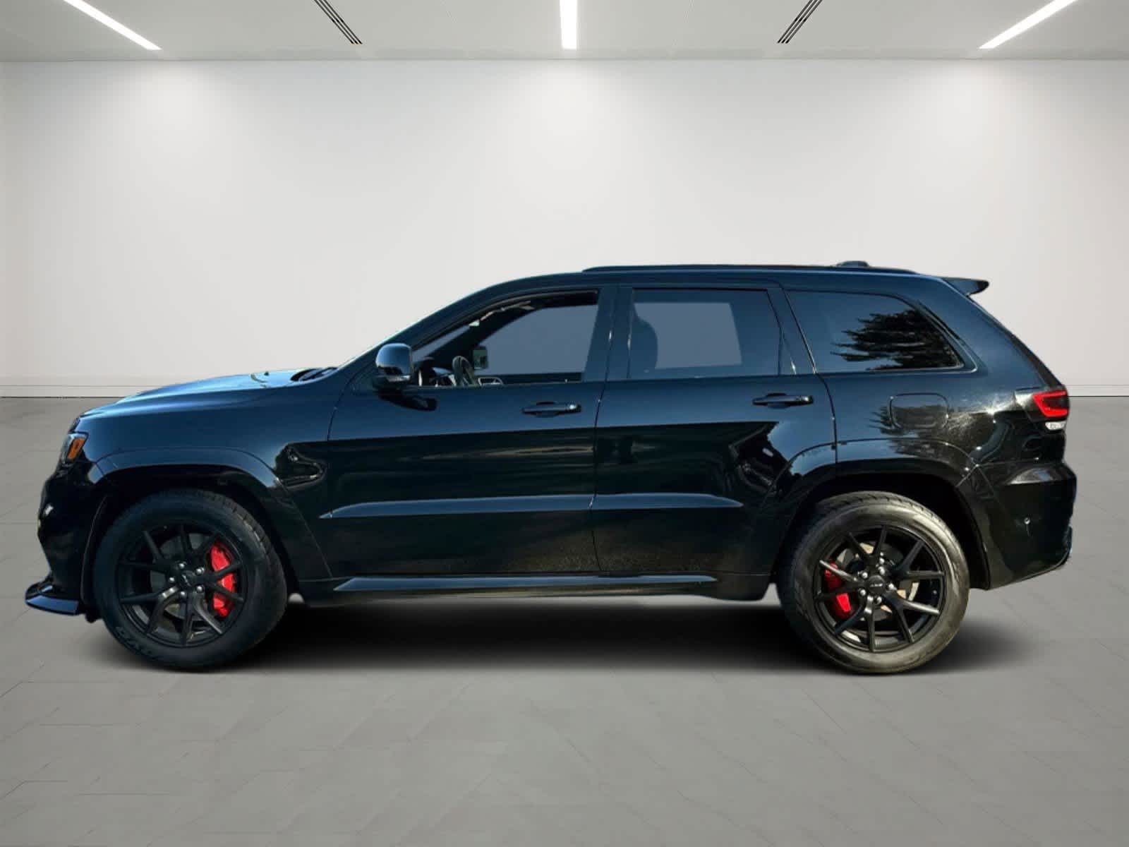 2019 Jeep Grand Cherokee SRT8 photo 2