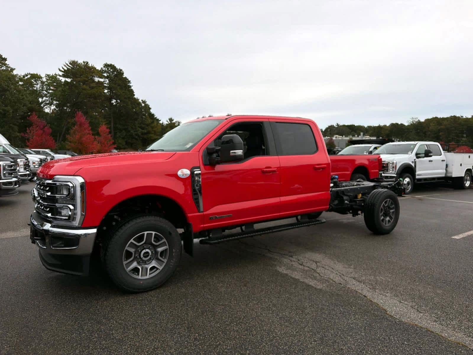 2027 Ford F-350 Chassis 4WD Crew Cab 179 WB 60 CA Truck Crew Cab