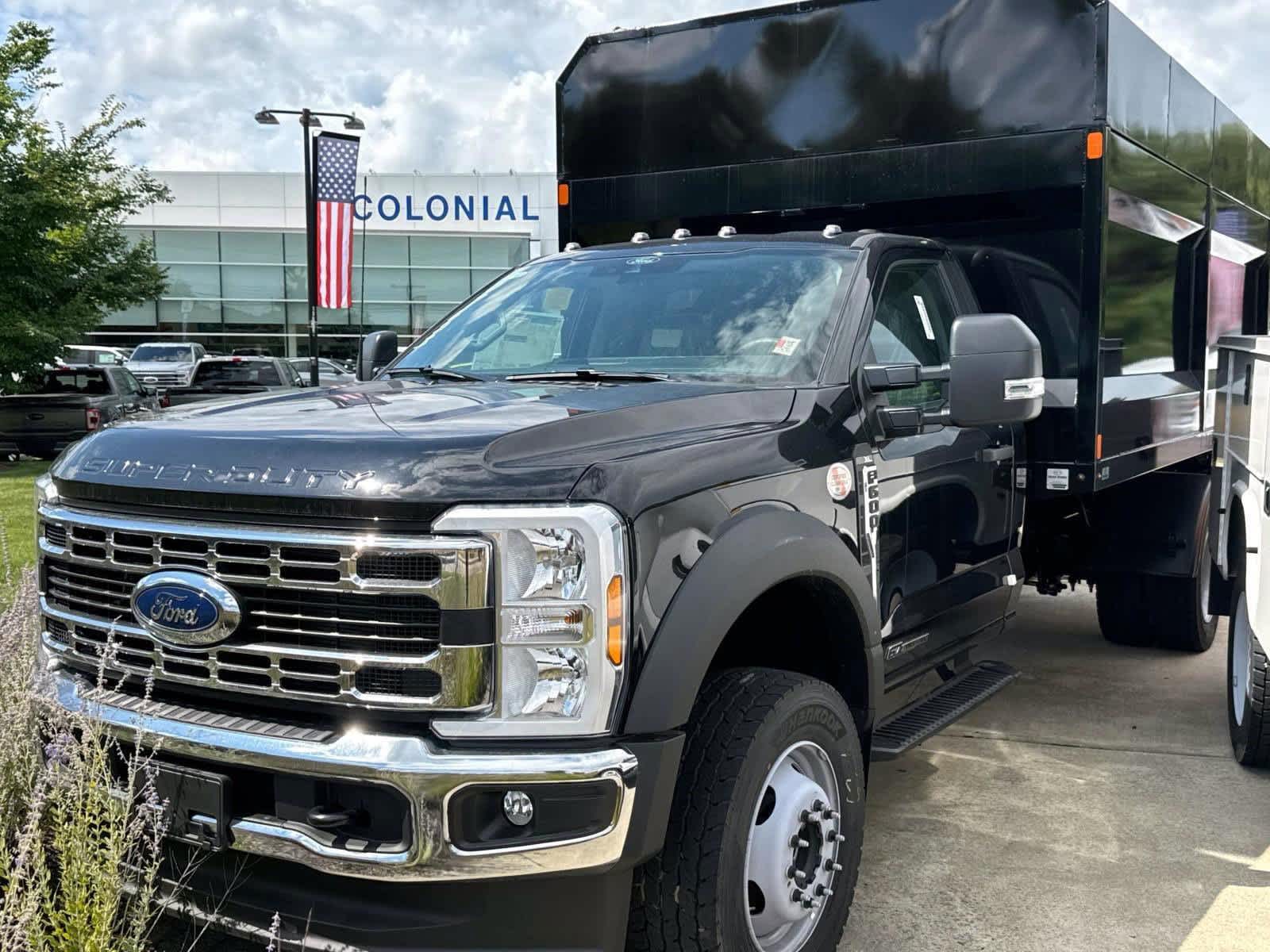2025 Ford F-600 Super Duty Chassis Cab XL's photo