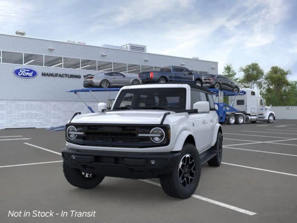 New 2025 Ford Bronco Outer Banks SUV