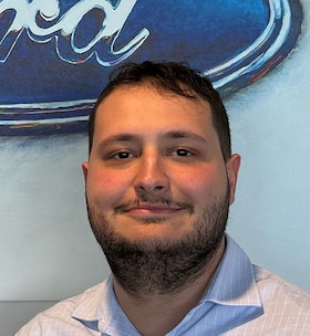 Staff member Noah Felipe from ID_48b059ac5b2e