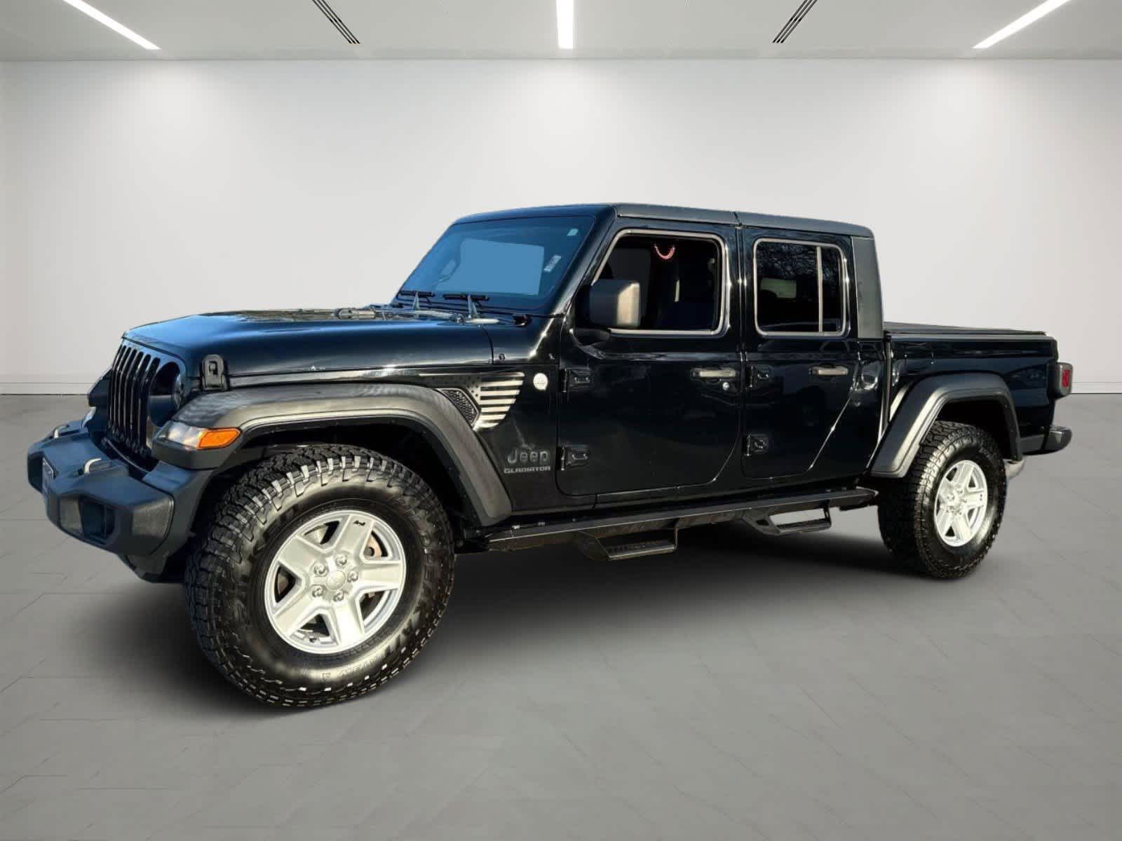 2020 Jeep Gladiator Sport S's photo
