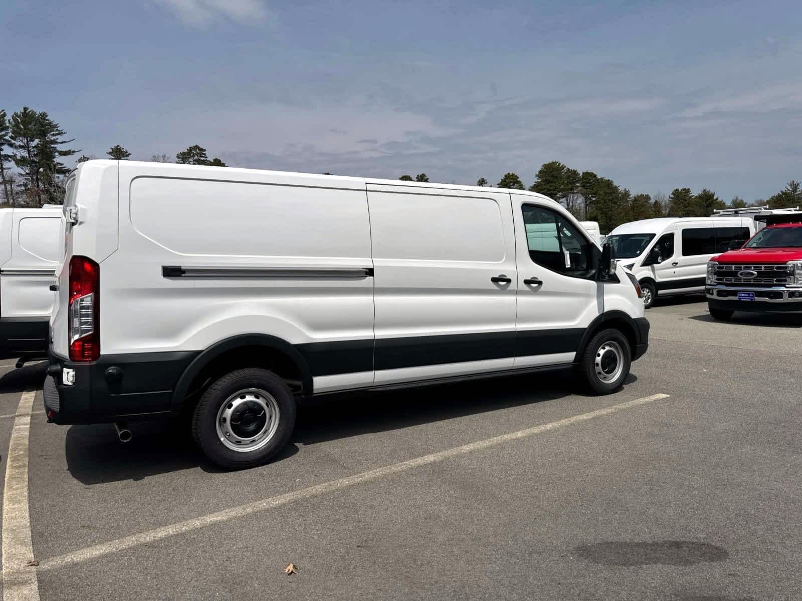 2024 Ford Transit Cargo photo 4