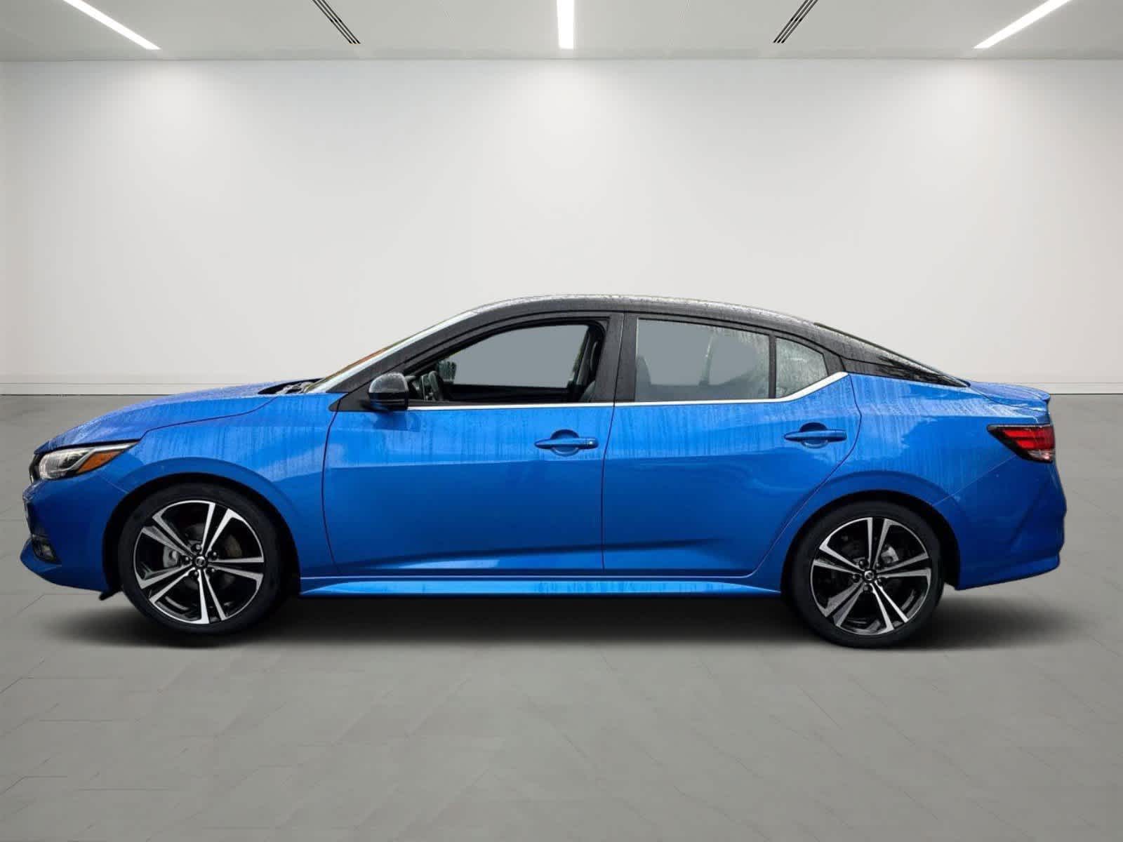 2023 Nissan Sentra SR photo 2