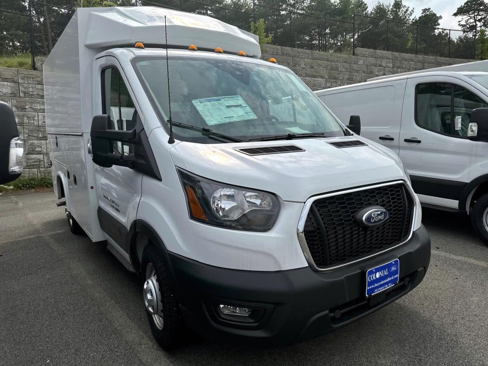 2024 Ford Transit photo 4