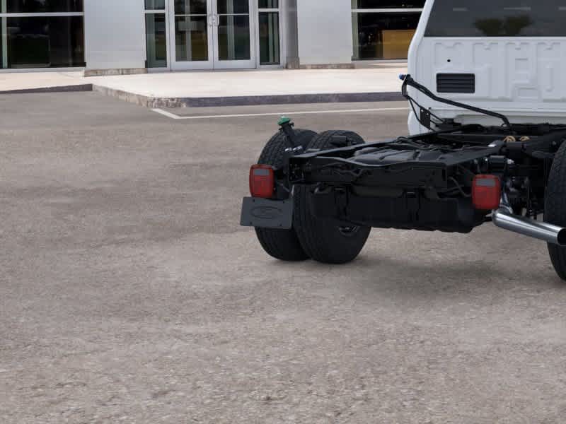 2026 Ford F-350 Super Duty Chassis Cab XL - Photo 21