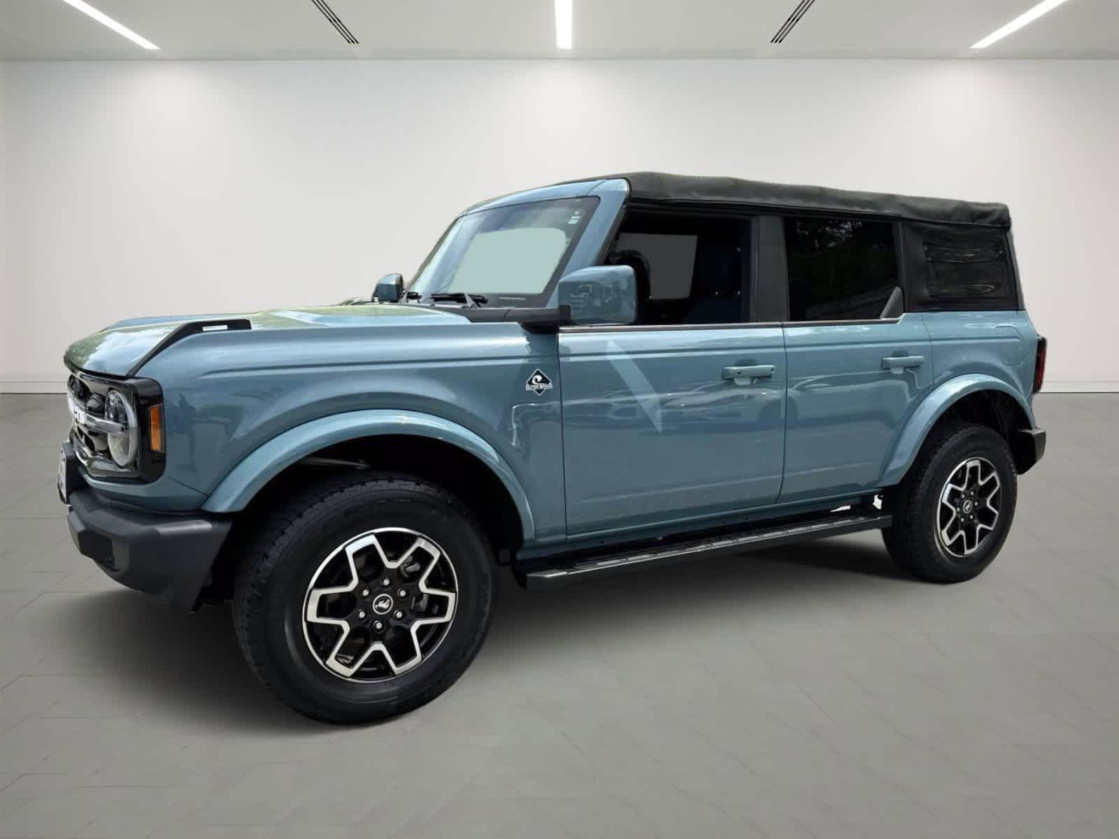 2021 Ford Bronco 4-Door Outer Banks's photo