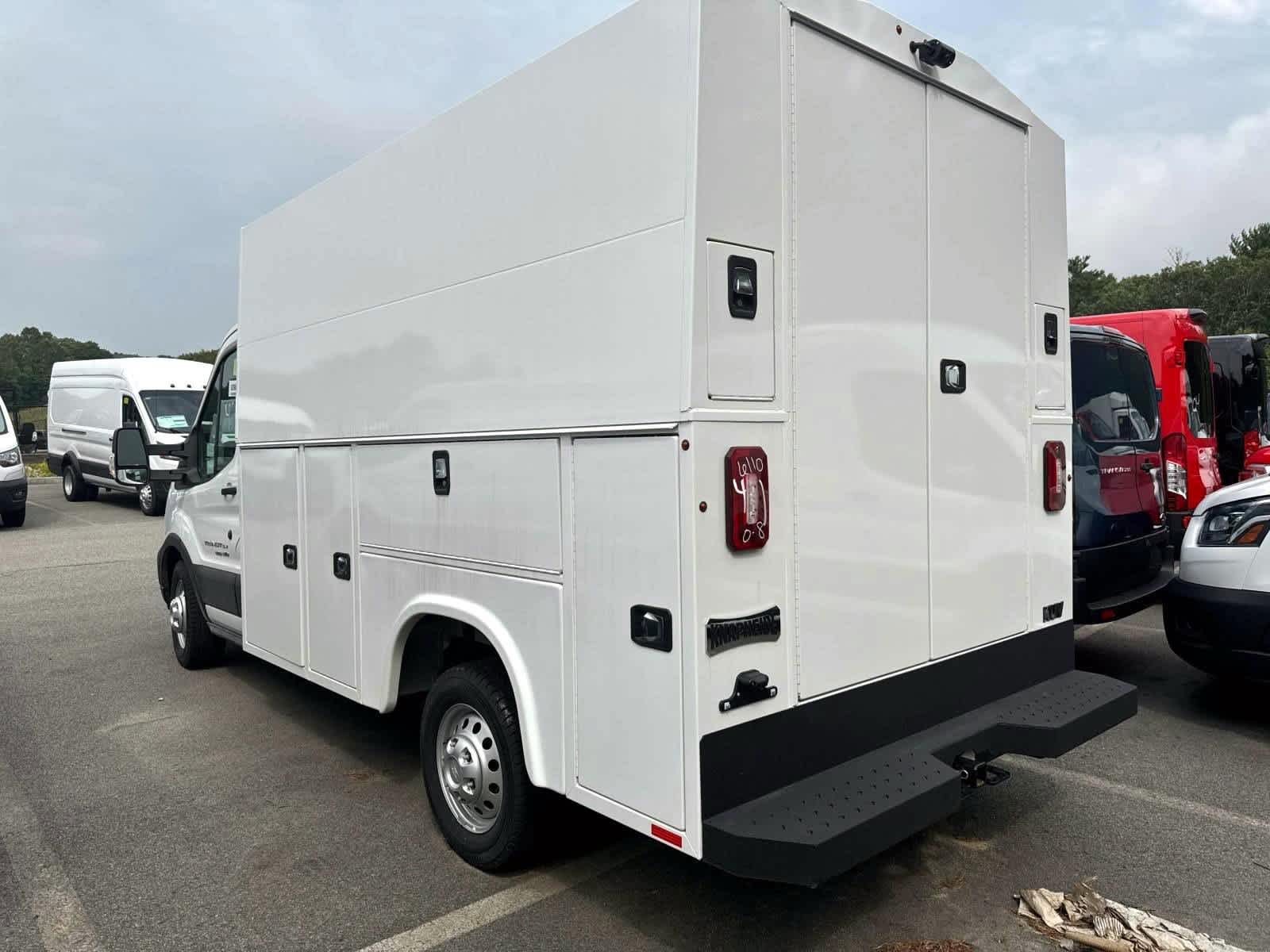 2024 Ford Transit photo 2