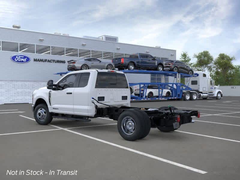 2026 Ford F-350 photo 2