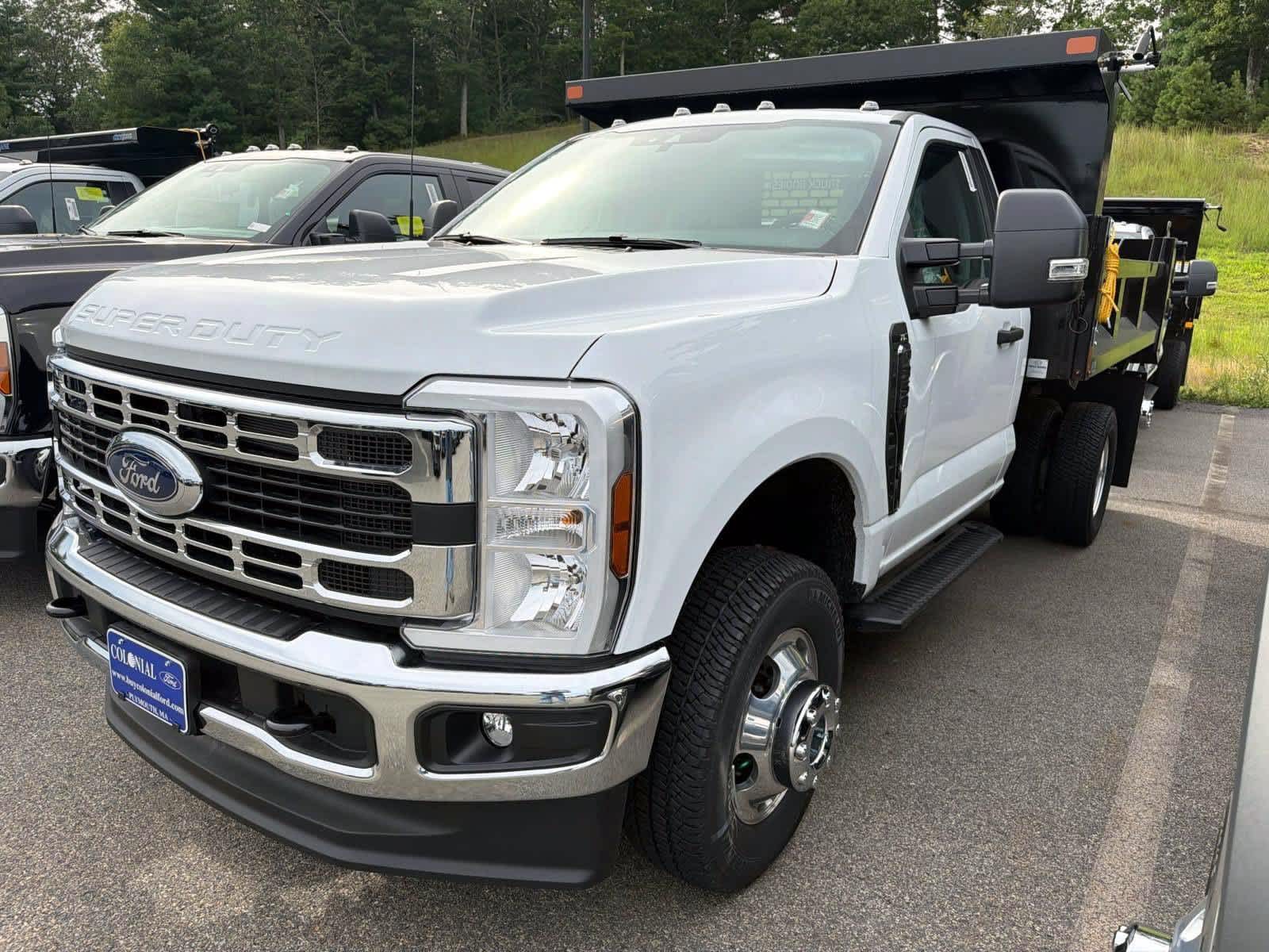 2026 Ford F-350 Super Duty Chassis Cab