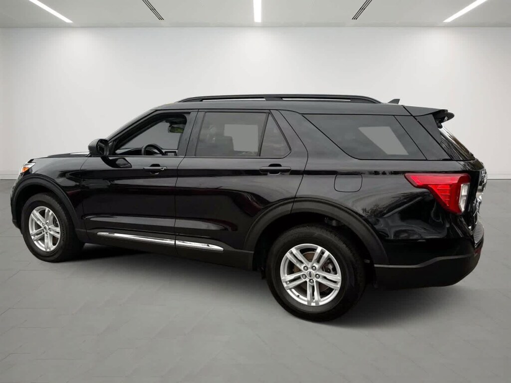 Used 2023 Ford Explorer XLT 4WD
