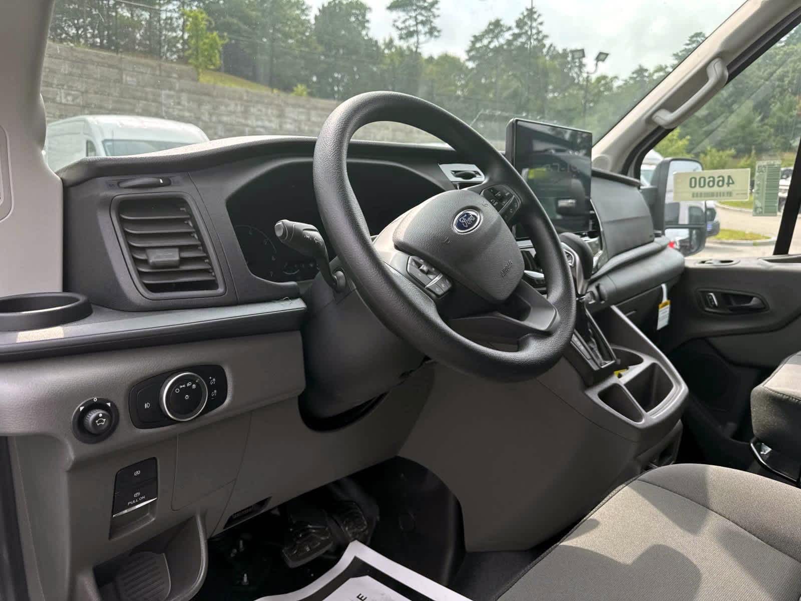 2024 Ford Transit Cutaway Base - Photo 12