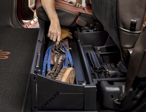 REAR SEAT STORAGE AND LOCKING UNDER-SEAT STORAGE