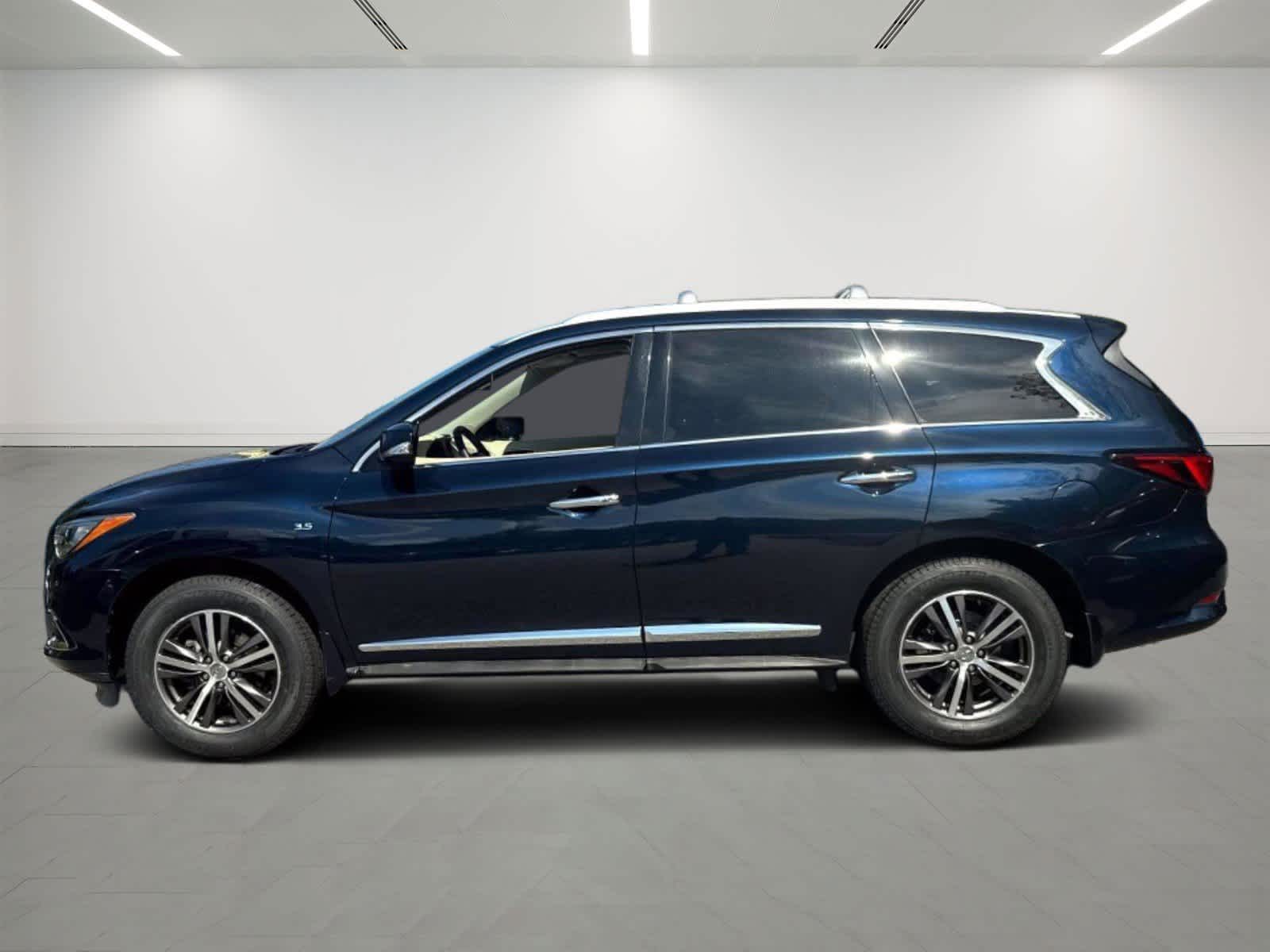 2019 Infiniti QX60 Luxe photo 2