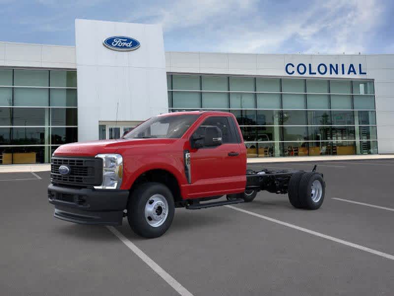 2026 Ford F-350 Super Duty Chassis Cab XL's photo