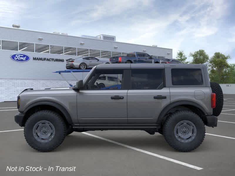 2025 Ford Bronco Base photo 3