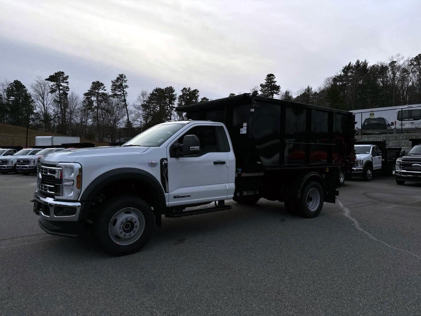 2026 Ford F-600 Super Duty Chassis Cab XL
