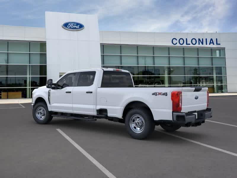 2023 Ford F-350 XL photo 4