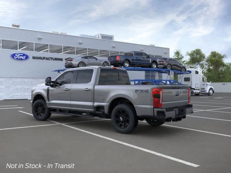 2025 Ford F-350 Lariat photo 4