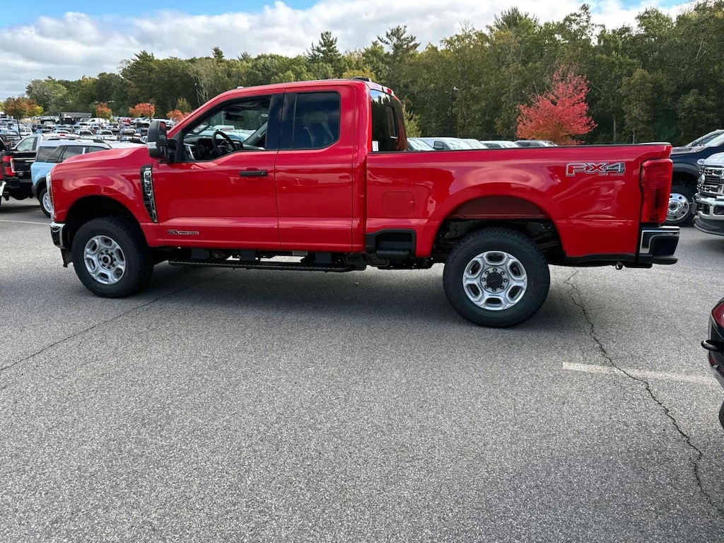 New 2026 Ford F-350 XLT Truck Super Cab
