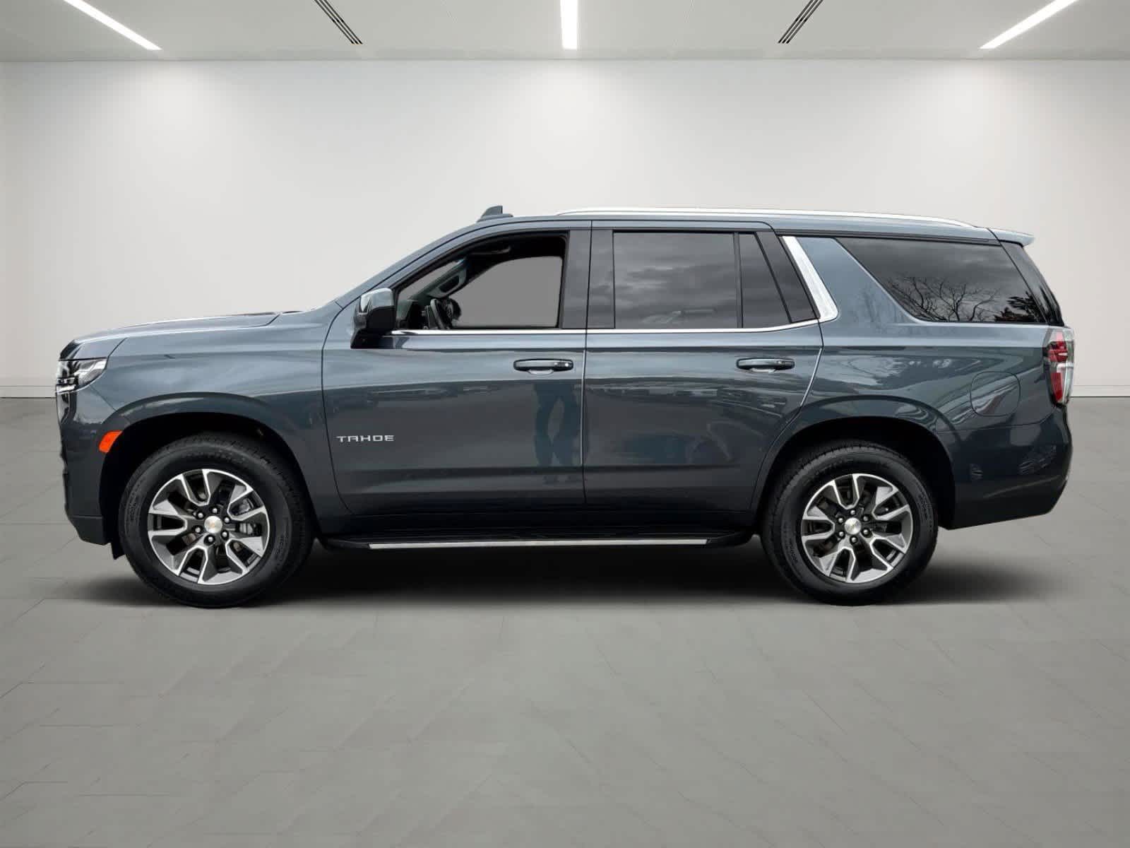 2021 Chevrolet Tahoe LS photo 2